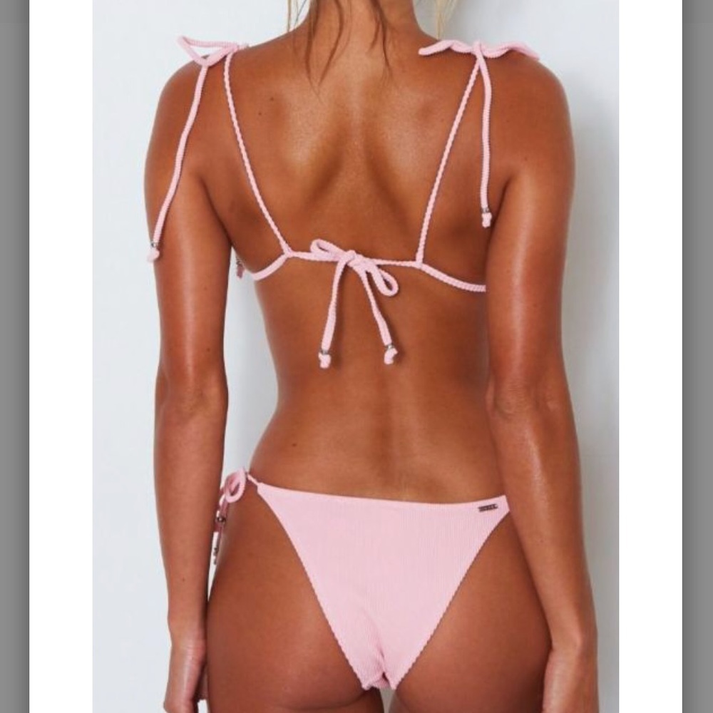Tie bikini - Picture 3 of 5